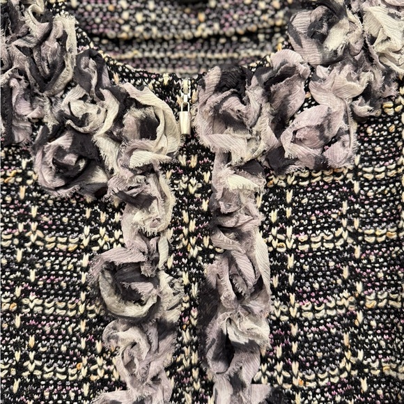 ST JOHN Jacket size 6 Purple Black White Boucle Tweed Ruffle Trim Zip Up - Picture 5 of 11